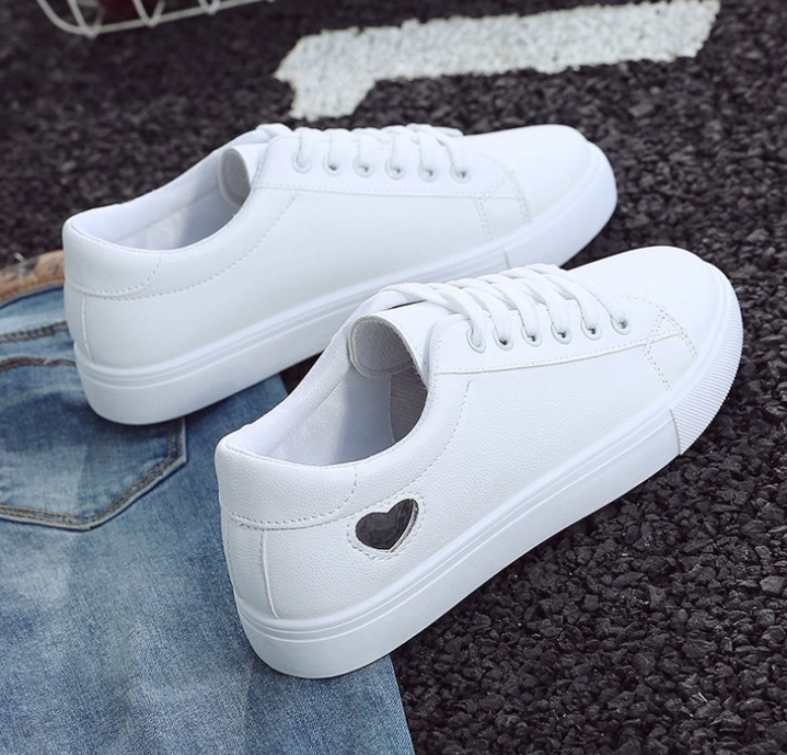 Fashion New Woman PU Leather Shoes Ladies Breathable Cute Heart Flats Casual Shoes White Sneakers