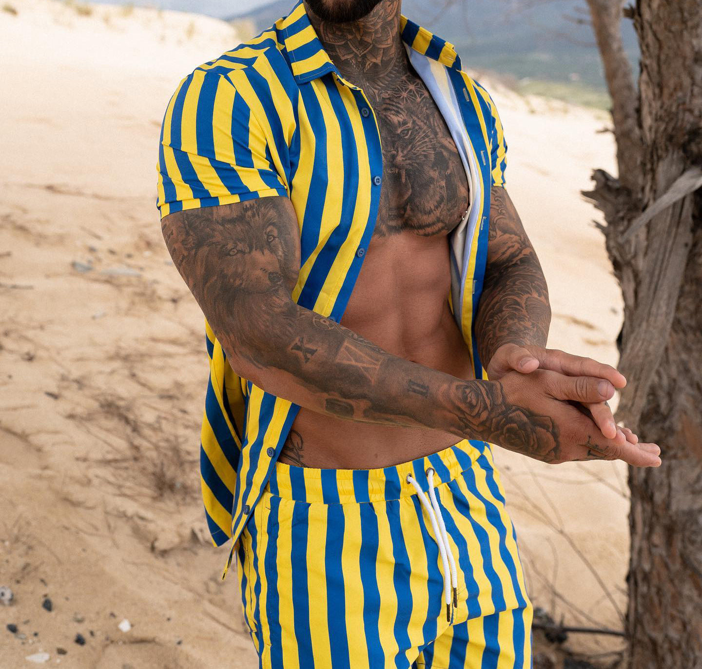 Men's Fashion Casual Beach Vertical Striped Shirt And Shorts Suit - Premium korte broeken/shirts from My Store - Just €39.95! Shop now at KIYOO Royal Brand