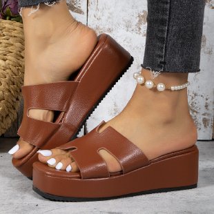 Thick Bottom Square Head Color Slippers Thick Bottom Solid Color Sandals For Women - Premium Sandalen from My Store - Just €41.83! Shop now at KIYOO Royal Brand