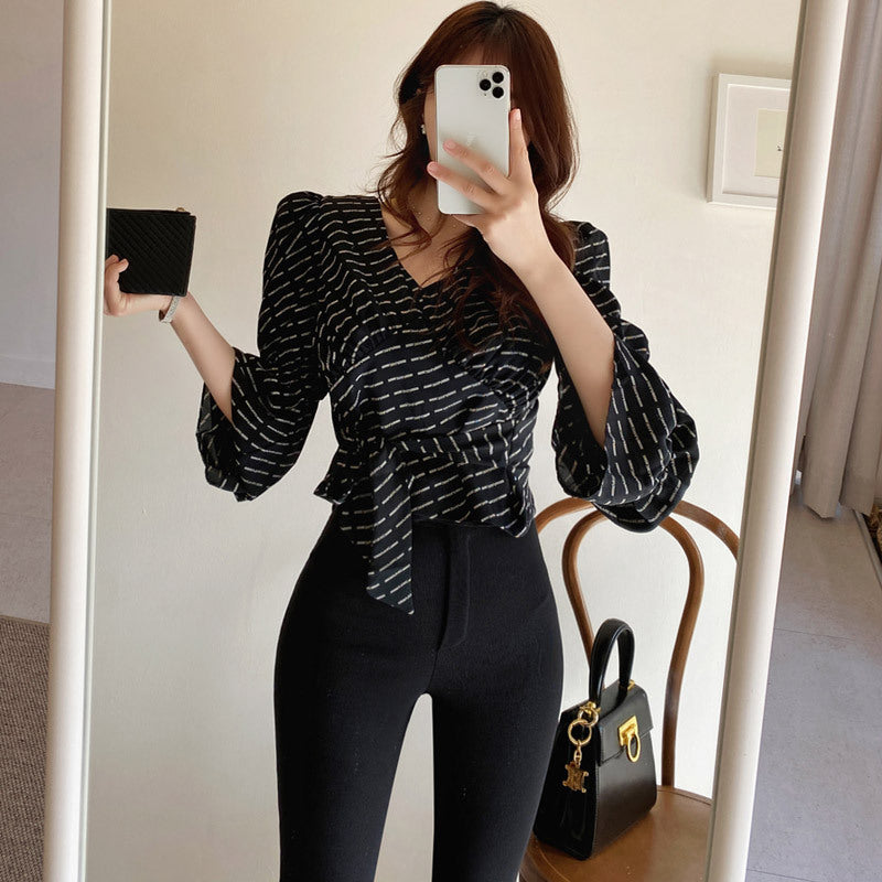 New Style Fashion Temperament V-neck Short Fashion Blouse Women - Premium Blouses from My Store - Just €73.74! Shop now at KIYOO Royal Brand