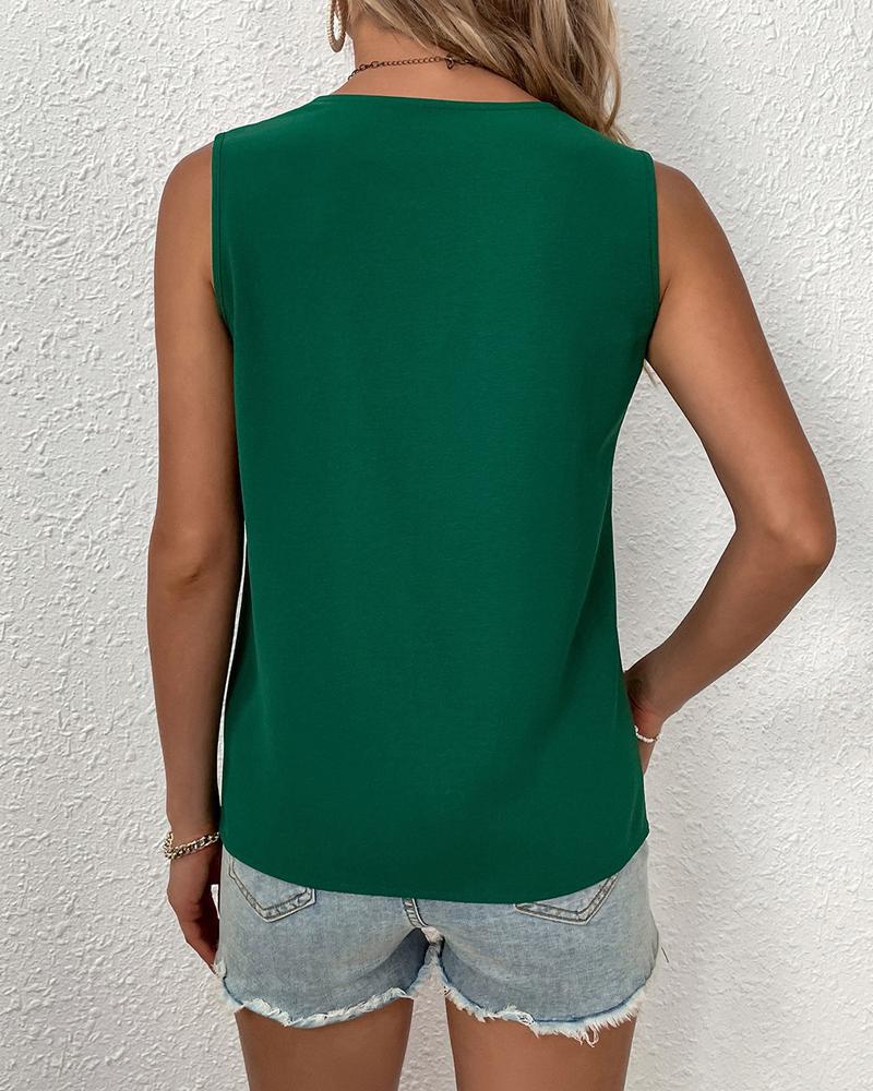 Sleeveless women's vest with V-neck