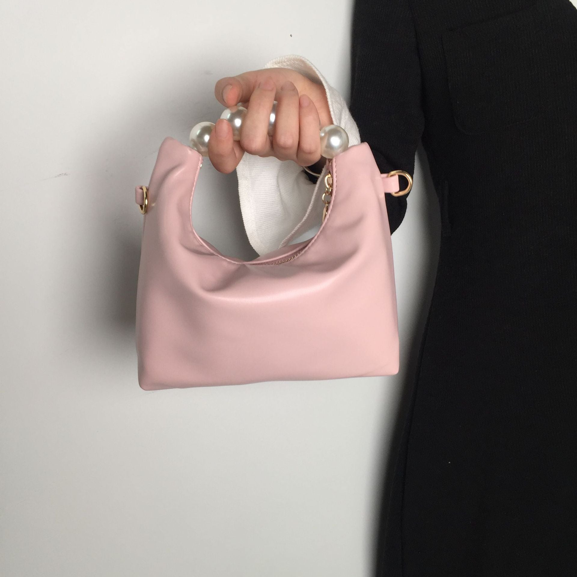 Niche Design Pearl Tote Shoulder Crossbody Bag - Premium Damestas from My Store - Just €28.79! Shop now at KIYOO Royal Brand