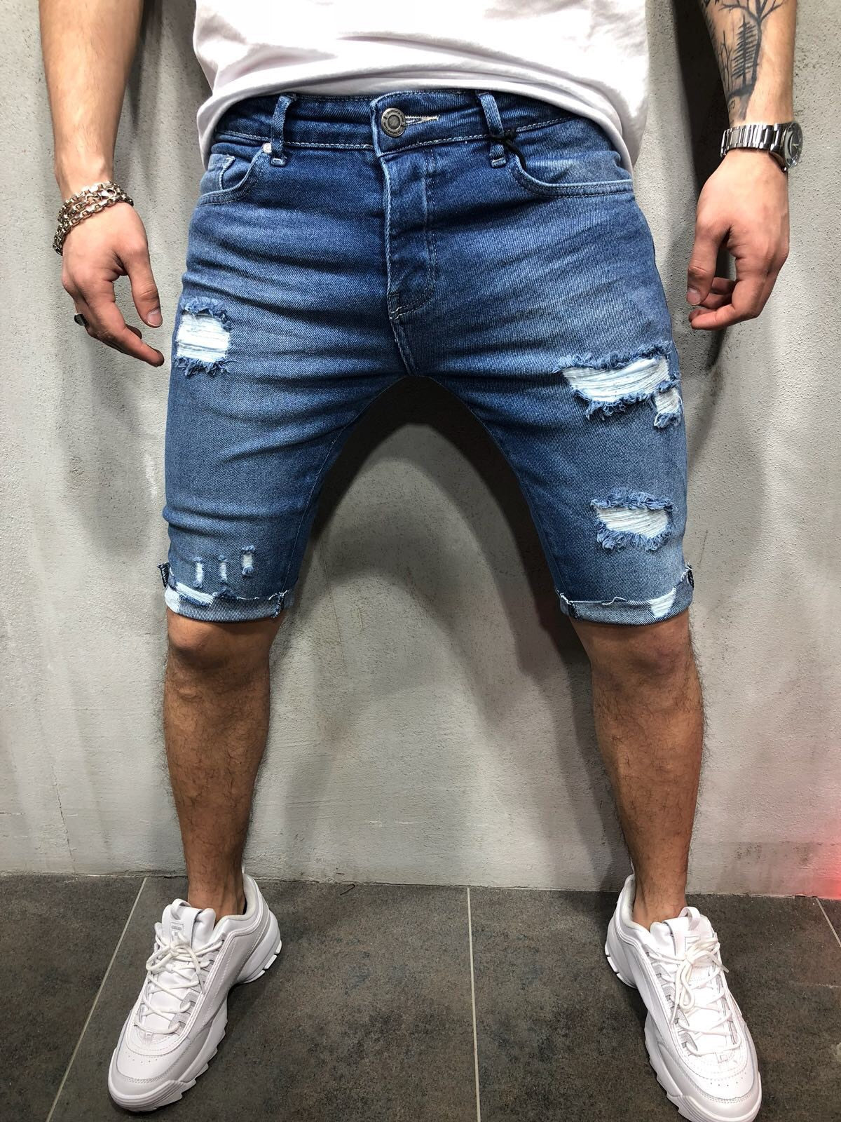 Denim shorts with slim holes and slim men's shorts - Premium korte broeken/shirts from My Store - Just €46.08! Shop now at KIYOO Royal Brand