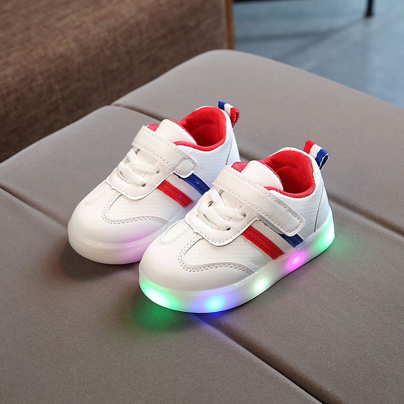 Kimmy Witte LED Sneakers - Premium Jongens schoenen from My Store - Just €20.73! Shop now at KIYOO Royal Brand