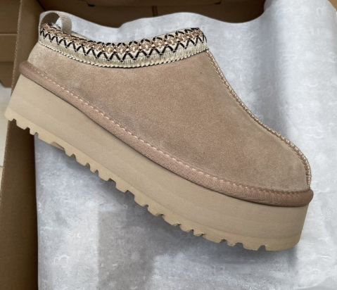 Wollen pantoffels voor dames - Premium  from KIYOO Royal Brand - Just €38.95! Shop now at KIYOO Royal Brand