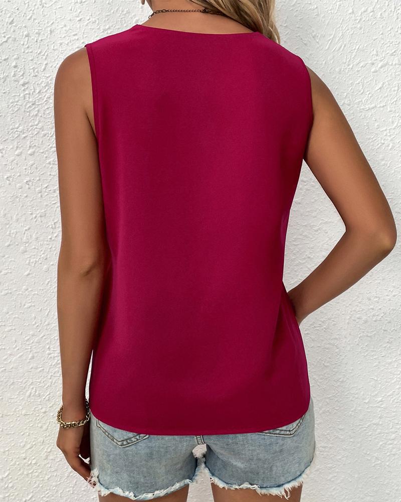 Sleeveless women's vest with V-neck