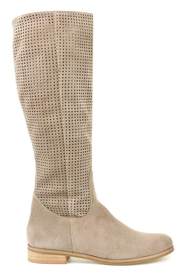 Oversized Round Head Perforated Suede Boots - Premium Dames laarzen from My Store - Just €85.18! Shop now at KIYOO Royal Brand