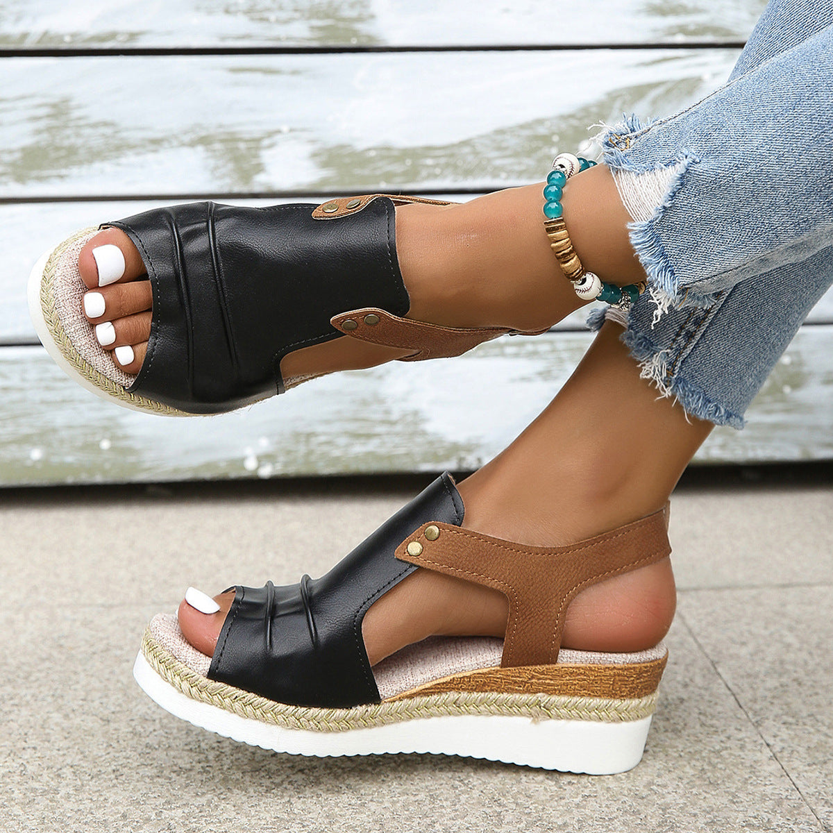 Women's Stylish Peep Toe Wedge Pleated Belt Buckle Platform Sandals - Premium Sandalen from My Store - Just €26.16! Shop now at KIYOO Royal Brand