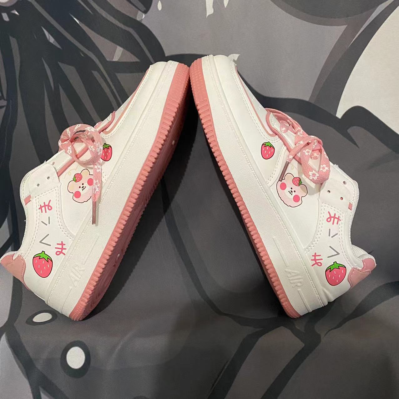 Strawberry Bear Sneakers - Premium Meisjes schoenen from My Store - Just €36.58! Shop now at KIYOO Royal Brand