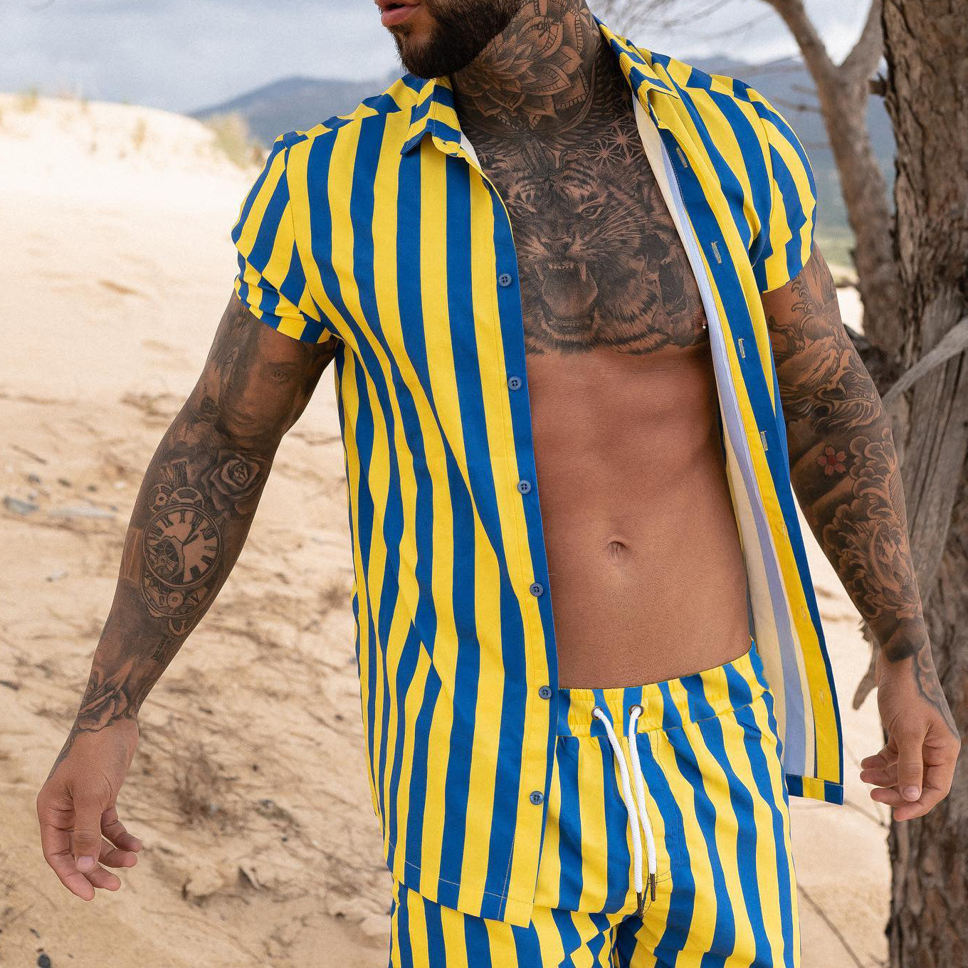 Men's Fashion Casual Beach Vertical Striped Shirt And Shorts Suit - Premium korte broeken/shirts from My Store - Just €39.95! Shop now at KIYOO Royal Brand