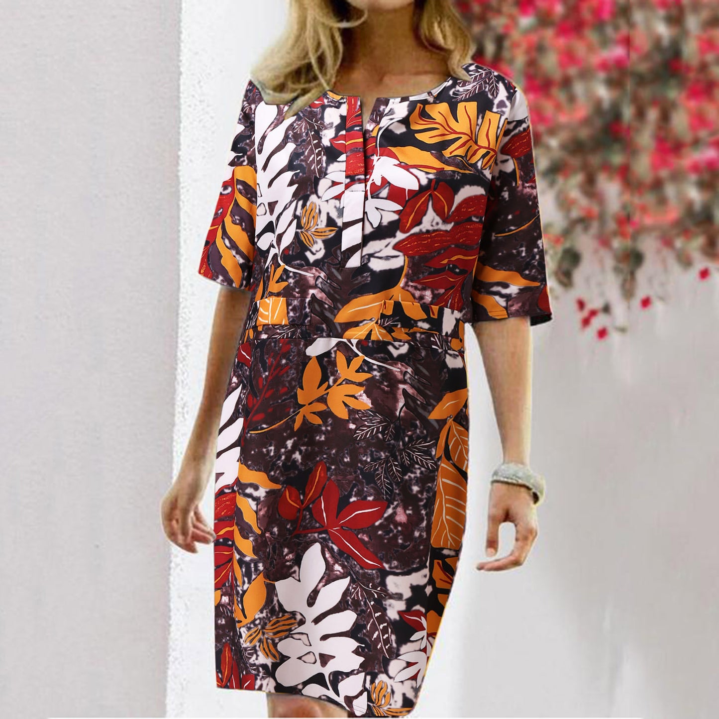 Floral Leaf Print Slit Round Neck Half Sleeve Dress - Premium Jurken from My Store - Just €29.55! Shop now at KIYOO Royal Brand