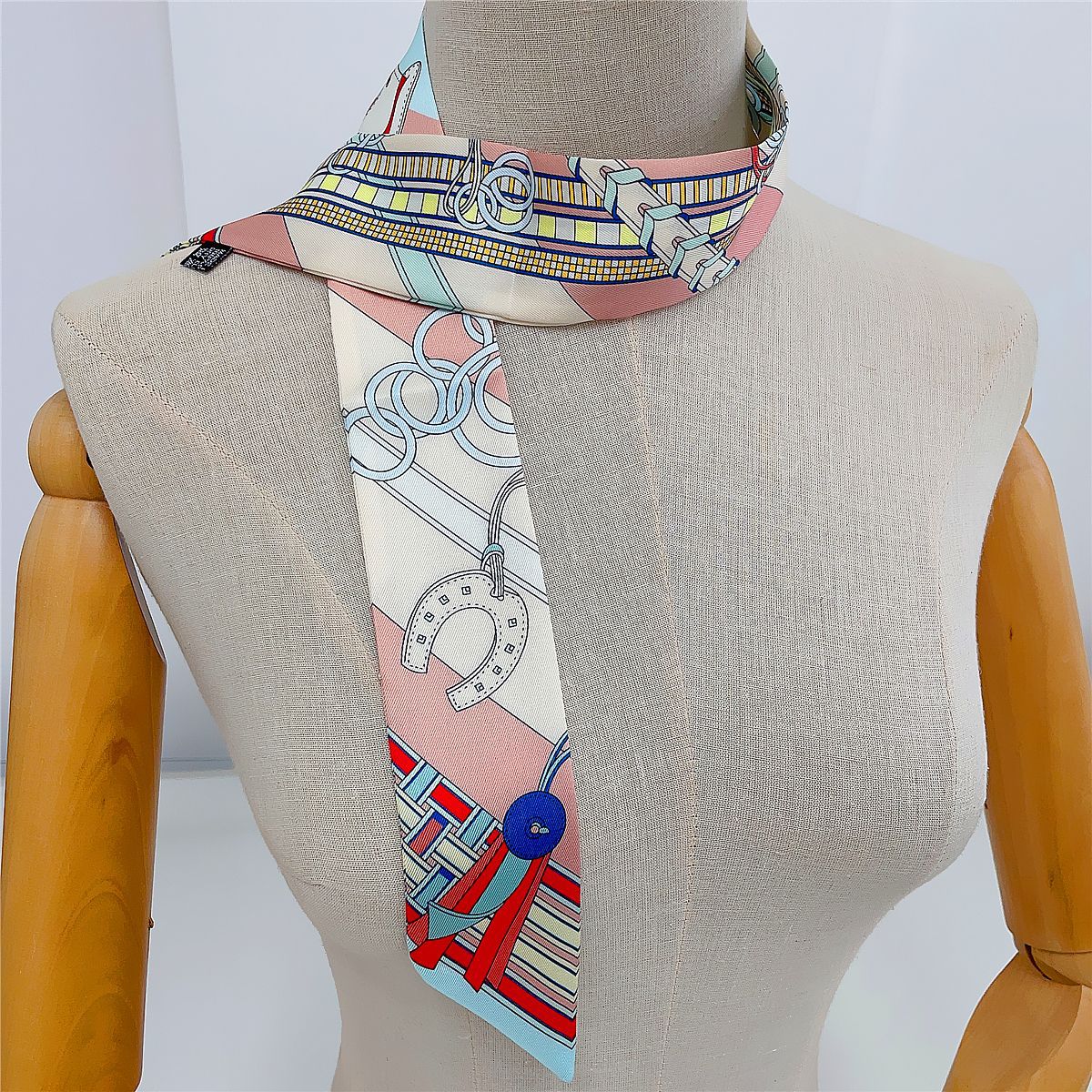 Women's Elegant Professional Duplex Printing Silk Scarf - Premium Sjaals & omslagdoeken from My Store - Just €10.34! Shop now at KIYOO Royal Brand